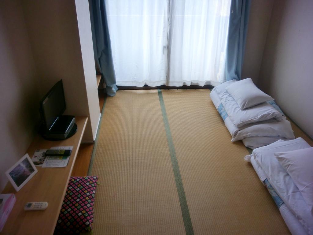 Business Hotel Nishi Ocu Kültér fotó